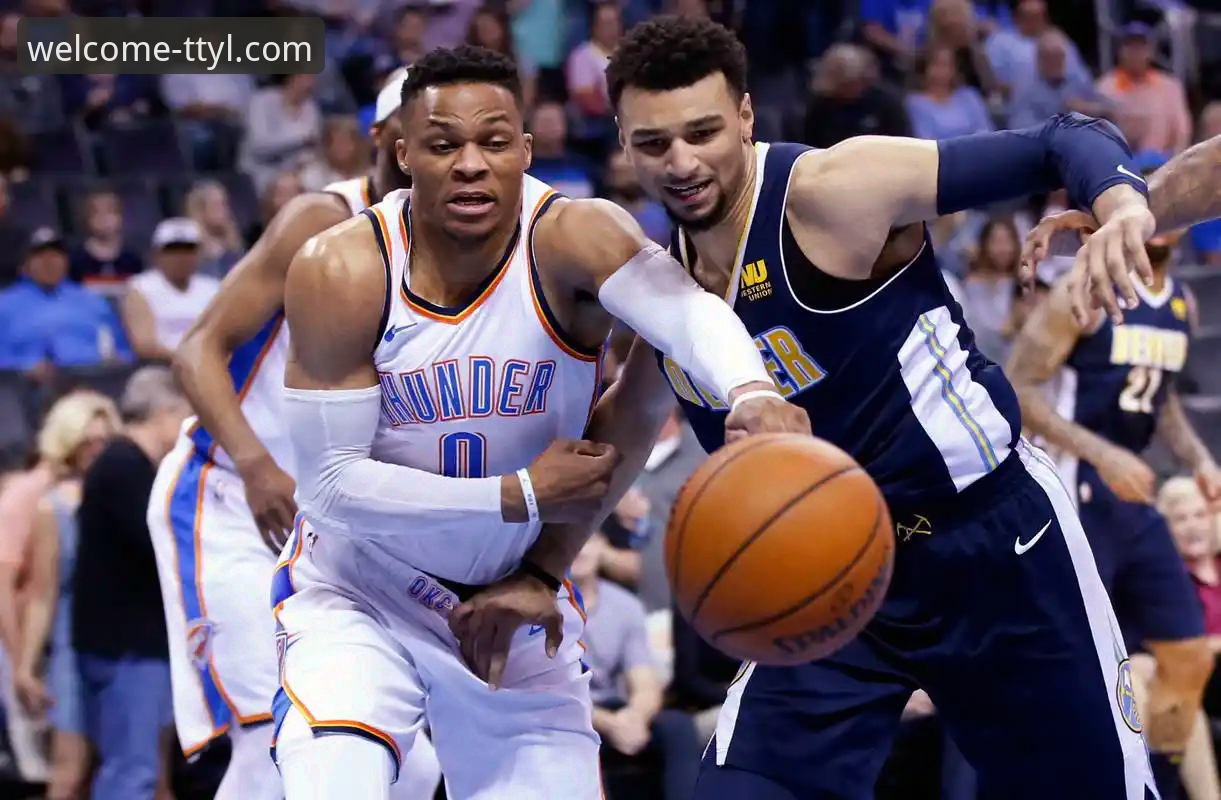 雷霆加时险胜活塞 vs 天天娱乐平台流畅体验评测：一场比赛，两种视角的深度对比